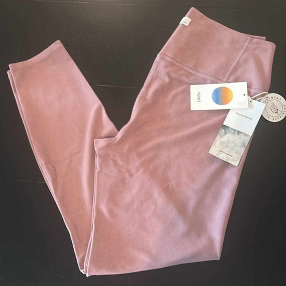Vuori Washed Studio Legging Washed Marsala Women's Extra Large (XL) NWT ❤️✨‎